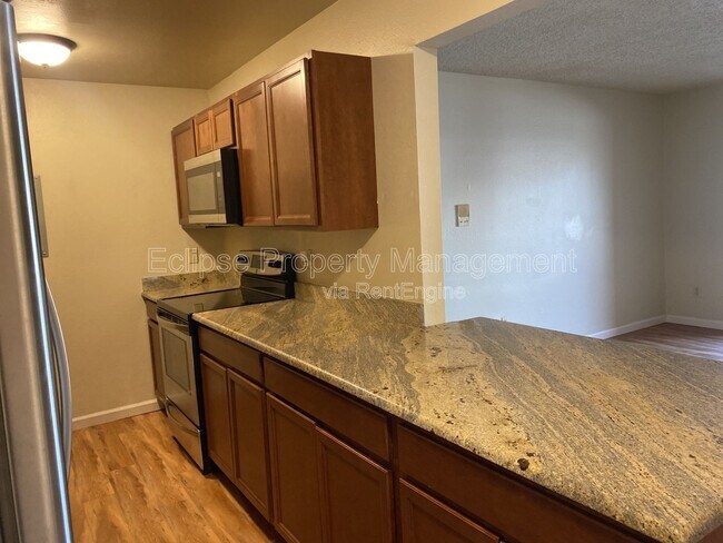 Photo - 512 Bell Ct Unit B1