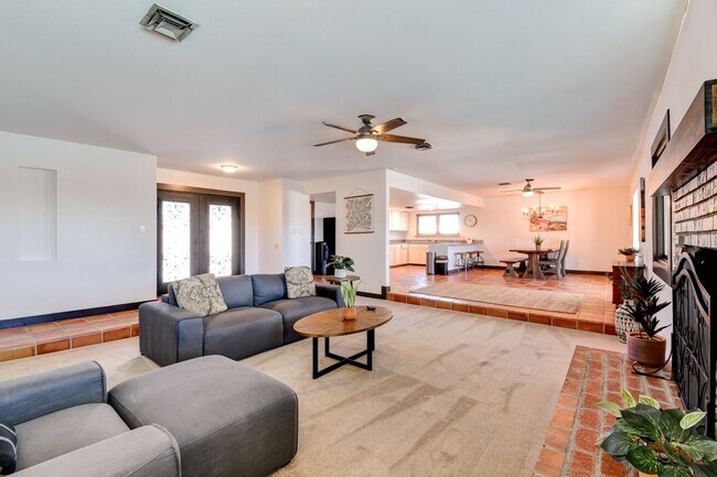 Photo - Paradise Palms – No neighbors behind you –...