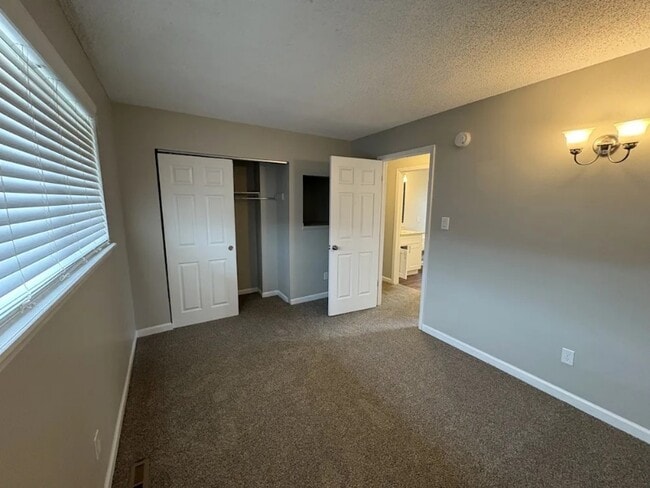 Photo - 8118 Lafayette St