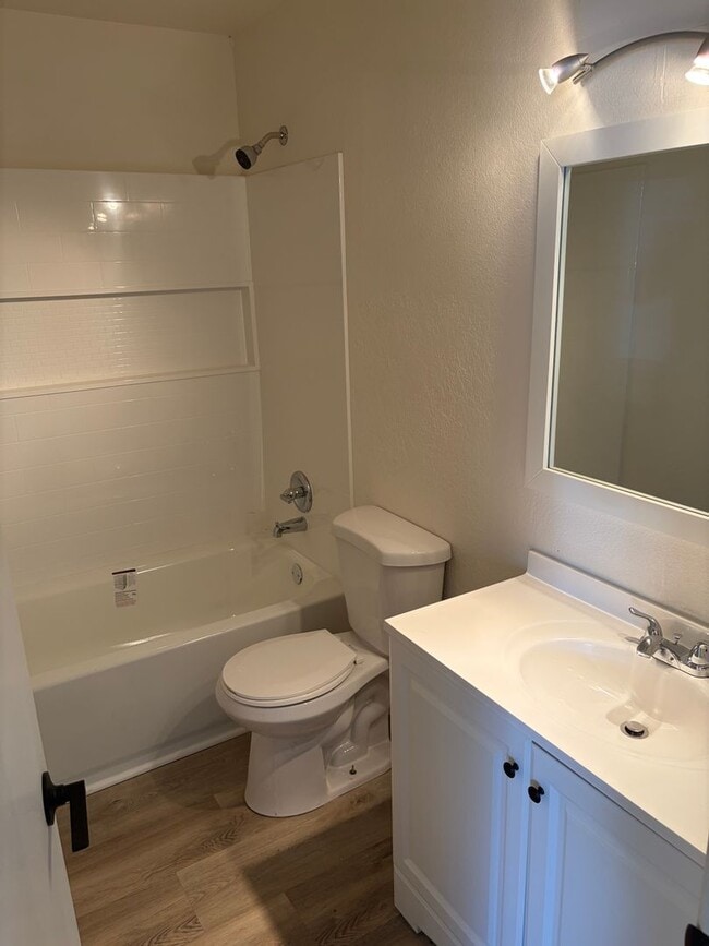 Photo - 514 S Bellview