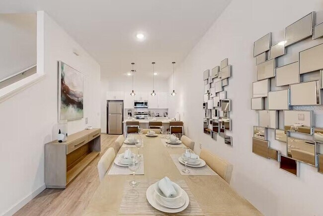 Photo - 257 Famagusta Dr