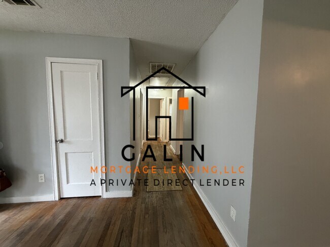 Photo - 261 W 73rd St