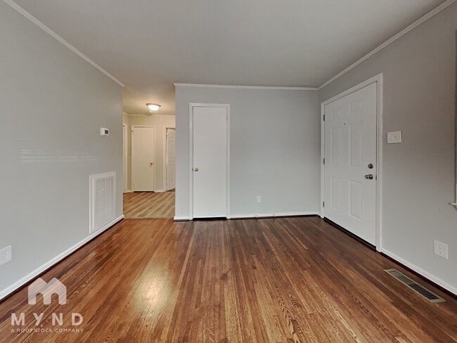 Photo - 1828 Brownstone St