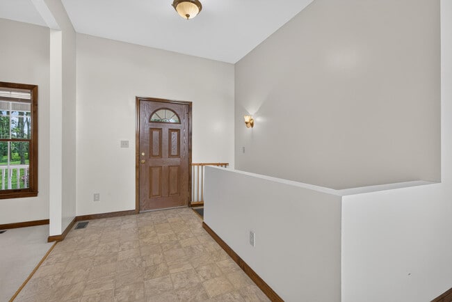 Photo - 133 Foxtail Dr