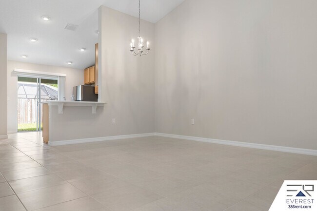 Photo - 16 Unimay Ct