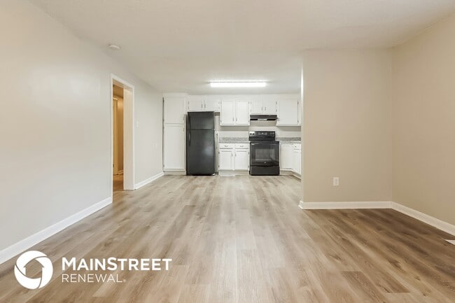 Photo - 2112 Headrick Rd