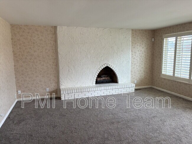 Photo - 5725 S 2050 W