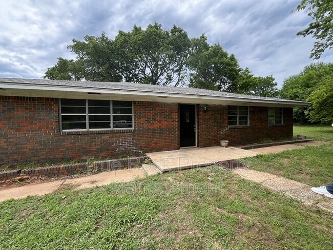 Building Photo - 18642 CR 1500 Rental