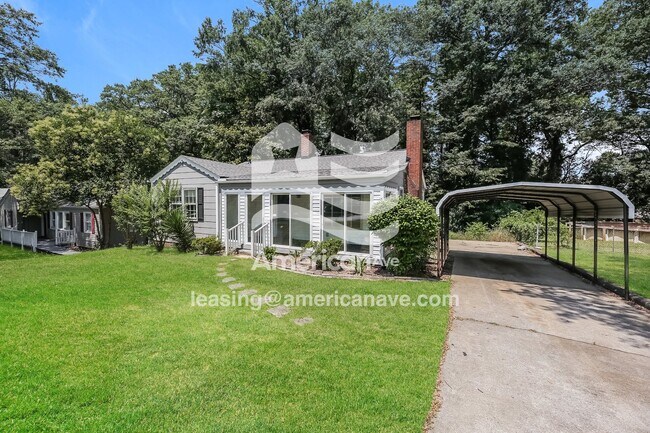 Photo - 737 N Vernon St