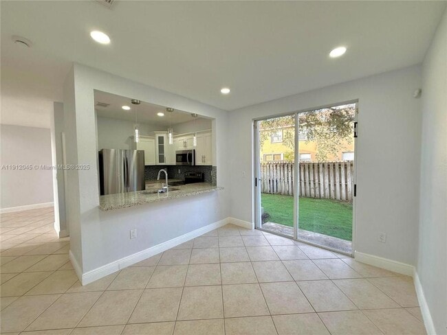 Photo - 922 NW 134th Ave