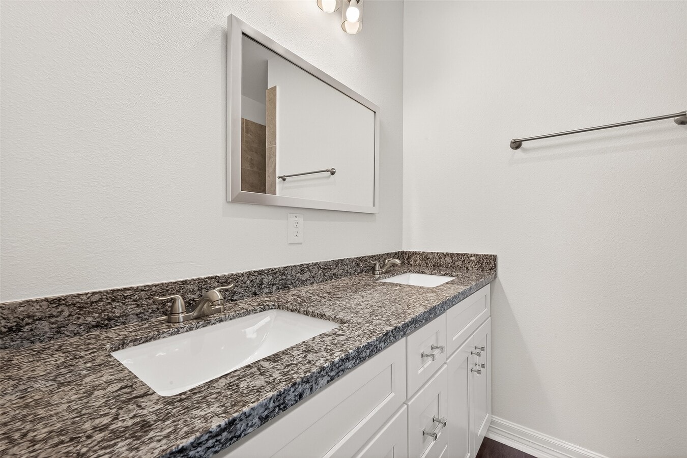 Photo - 418 N 4th St
