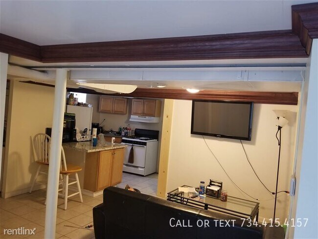 Photo - 707 S Division St Unit 1