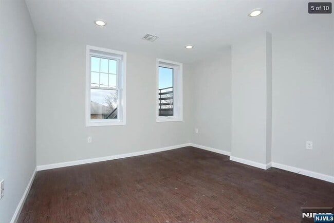 Photo - 471 Harrison Ave Unit 3A