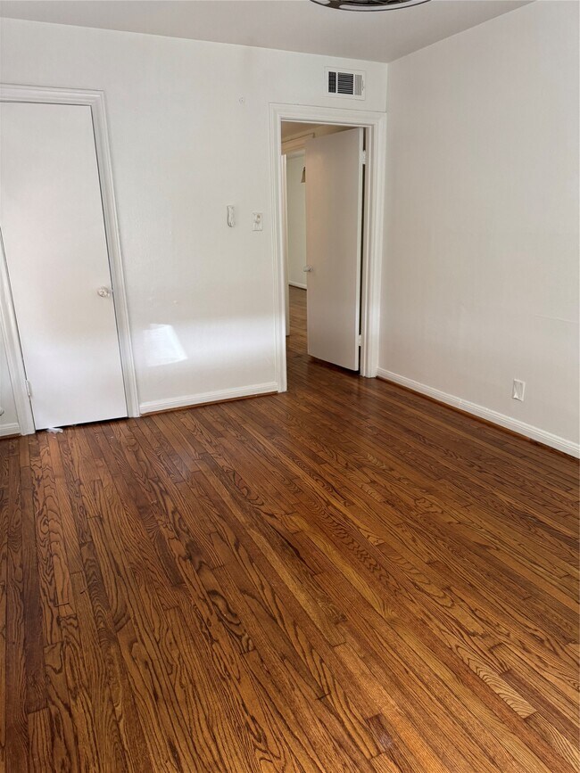 Photo - 2245 Welch St Unit 2