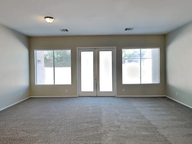 Photo - 4715 Junewood St