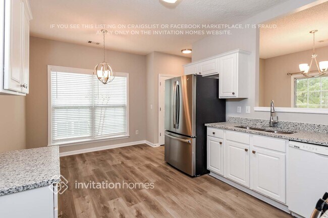Photo - 2206 Sprucewood Dr NW