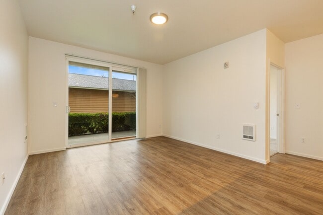 Creekside Apartments