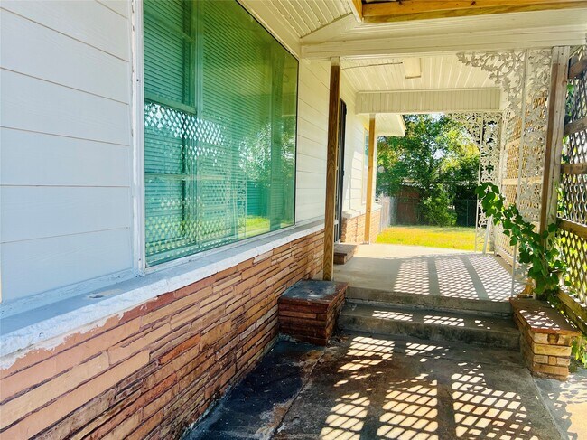 Photo - 7328 Bauman Rd