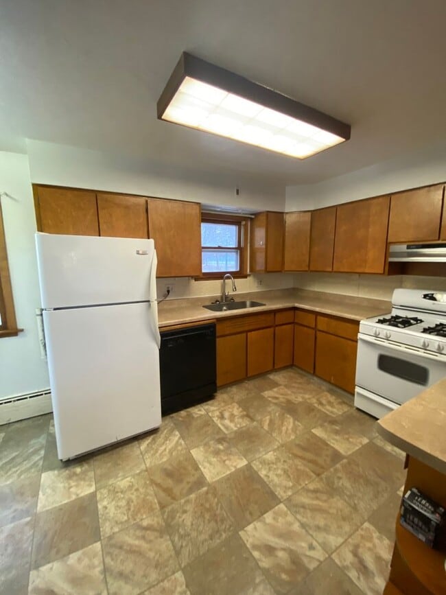 Photo - Cozy Home with Double Stall Garage