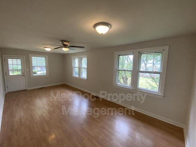 Photo - 119 Gibson St