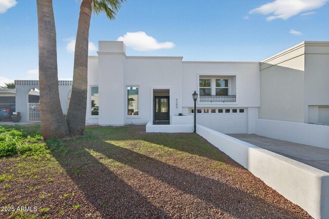 Building Photo - 6259 E Avalon Dr