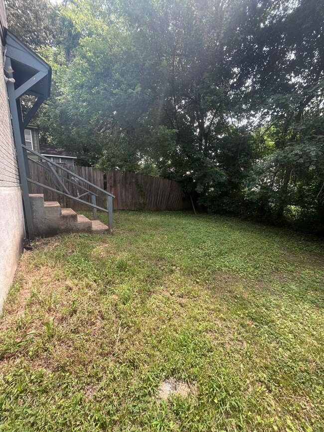 Photo - 2115 Bennett Ave