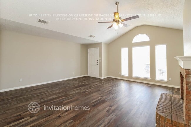 Photo - 1100 Palomino Dr