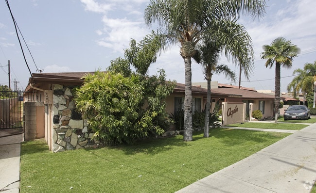 Building Photo - 147 S Magnolia Avenue Rental