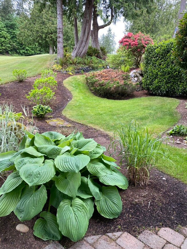 Photo - 180 Greenview Ln