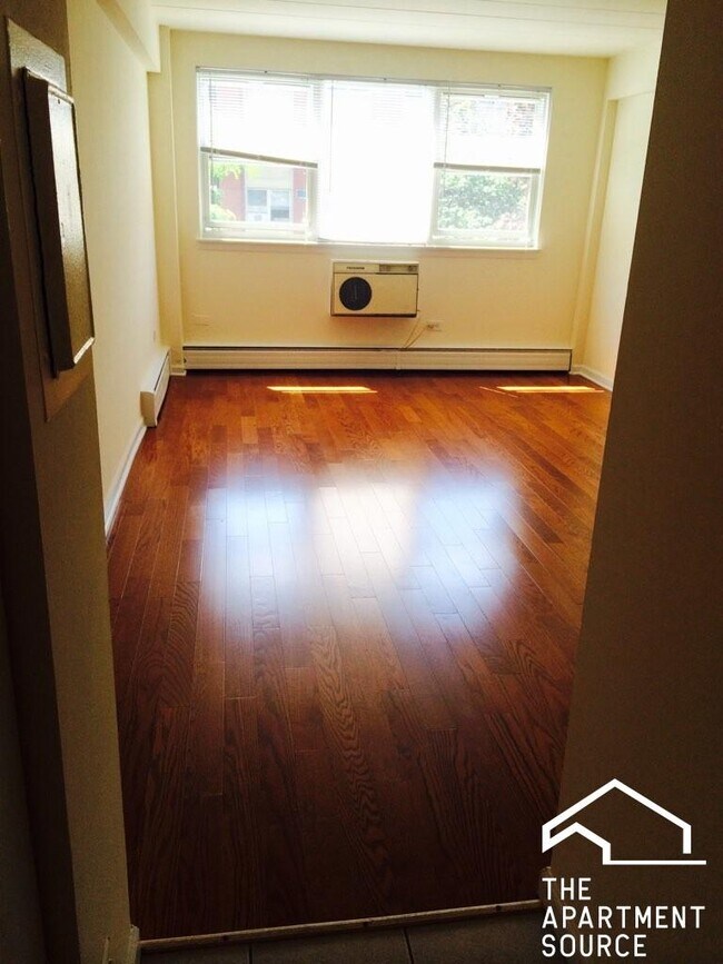 6821 N Sheridan Rd Unit 505