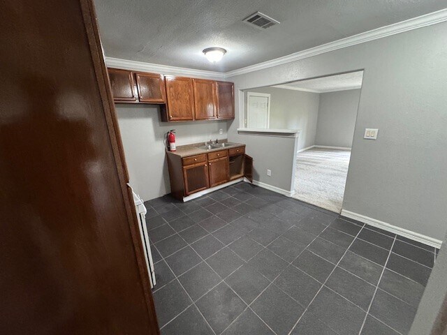 Photo - 7343 Forrestal St