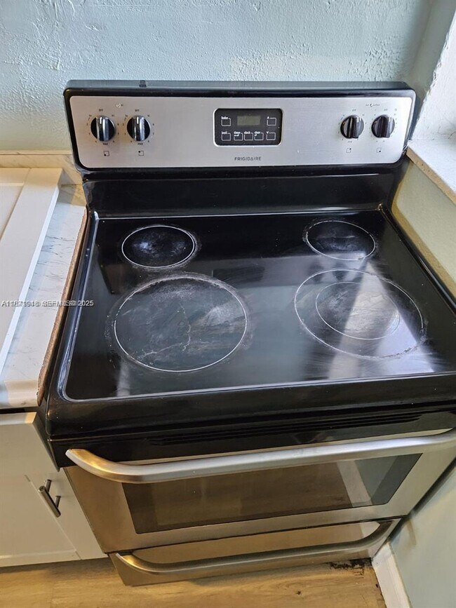 Photo - 613 NW 27th Ave Unit 1-4