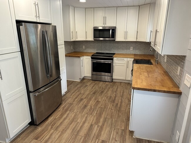 Photo - 603 Windbluff Ct