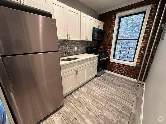 Building Photo - 1 bedroom in BRONX NY 10463 Unit 1F Rental