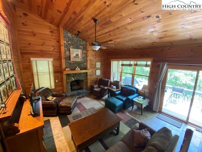 Building Photo - 476 Ballou Mills Rd