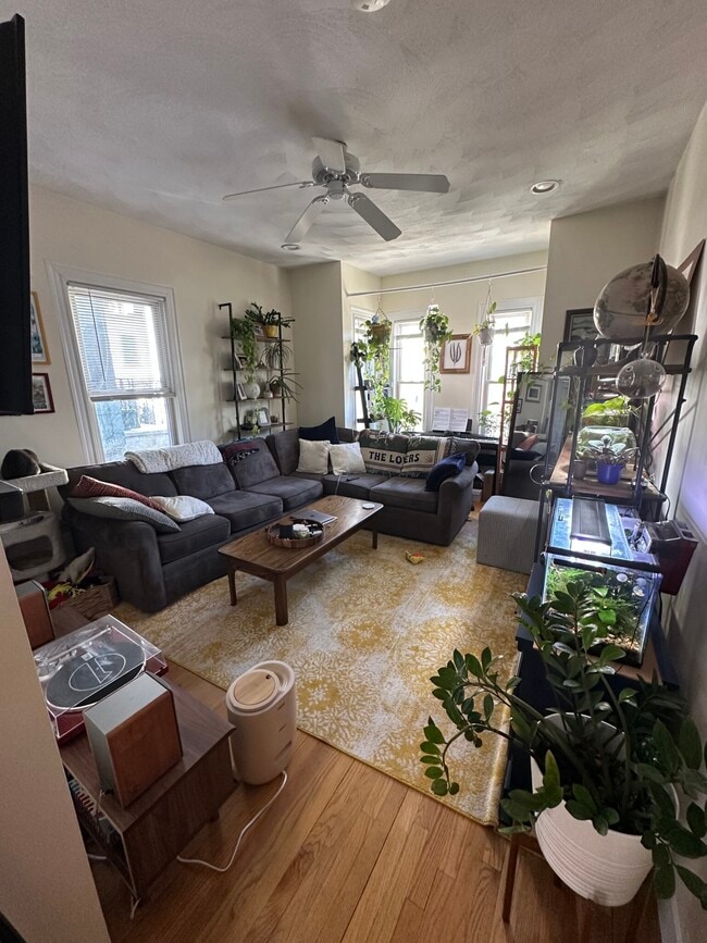 Photo - 10 Homer Sq Unit 1
