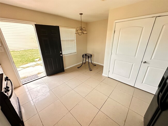 Photo - 2618 Hill Ave