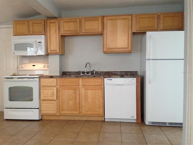 Photo - 1328 Cloverlawn Ave