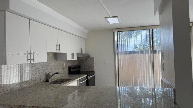 Photo - 20118 SW 123rd Dr