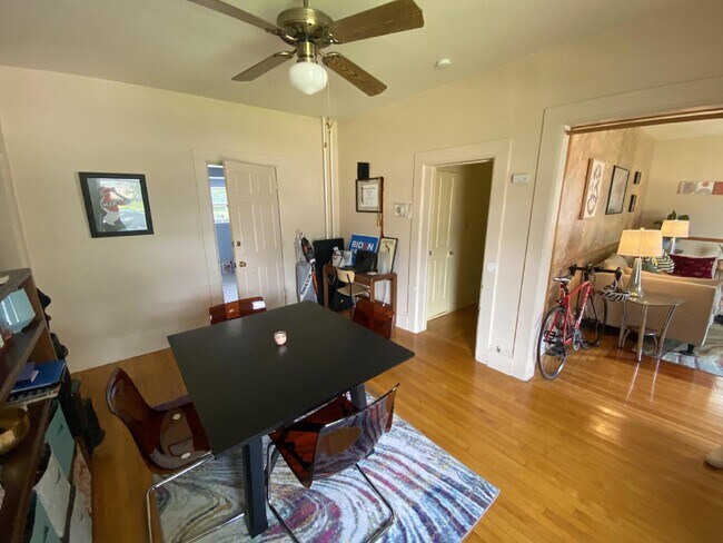 Photo - Spacious 1 Bedroom Upper Duplex Near Downtown Eau Claire - Available October 1st!