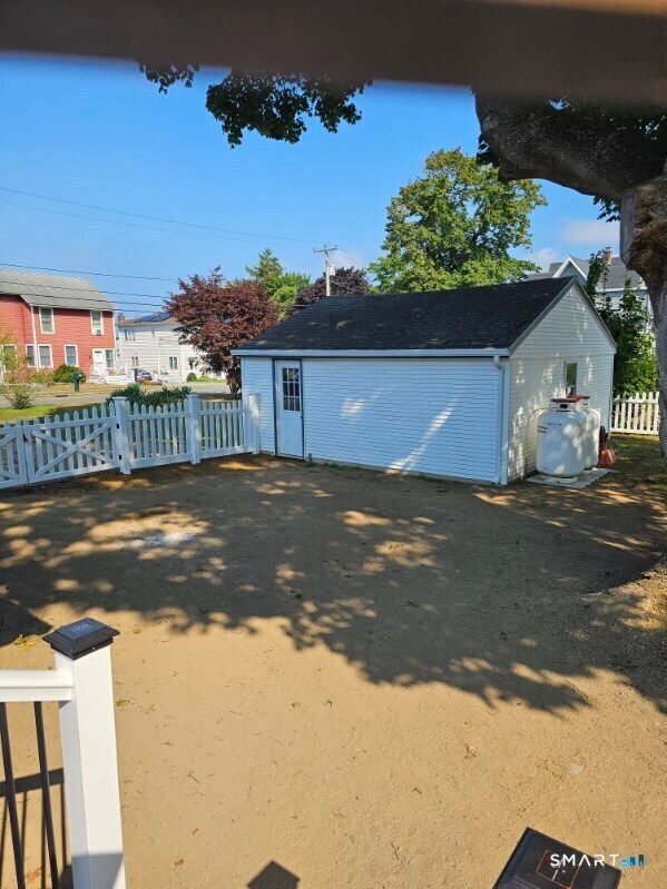 Photo - 185 Shore Rd