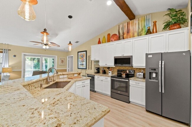 Photo - 17861 Winterhawk Trail