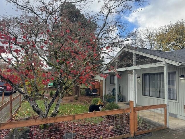 Photo - 3989 Josh St