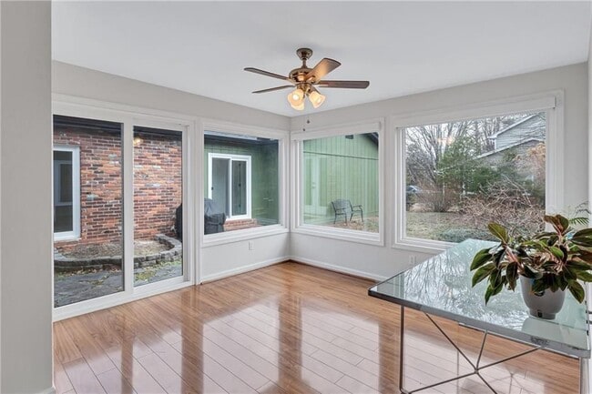 Photo - 5045 Chestnut Forest Ln