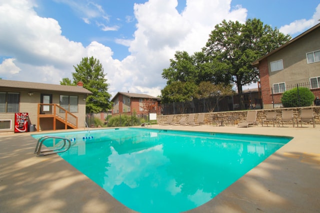 Pool - Westbrooke Glen