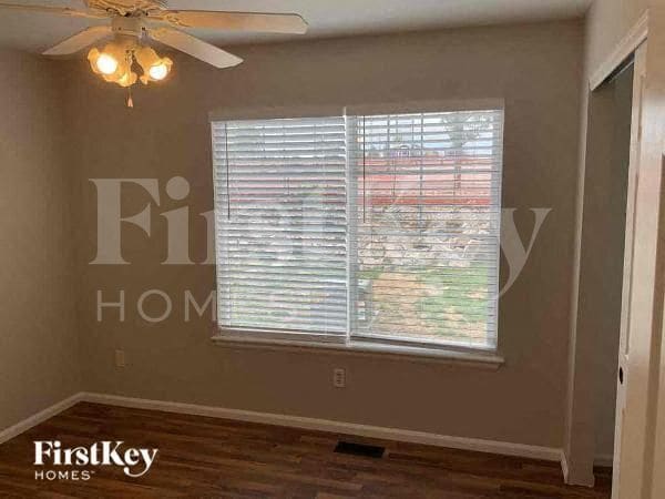 Photo - 4725 Pasadena Way