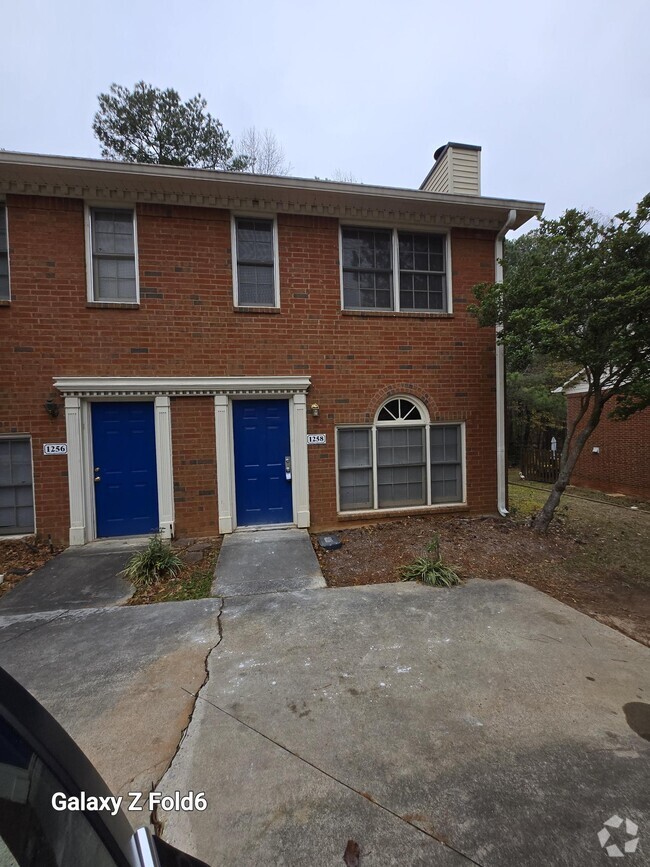 Building Photo - 1258 Sweet Pine Dr Rental