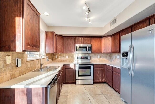 Photo - 3913 E Monona Dr