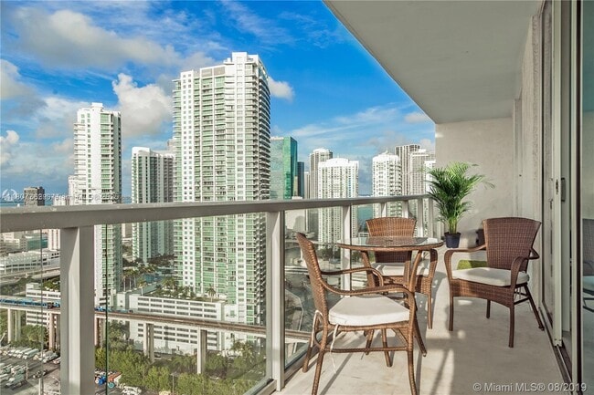Photo - 185 SW 7th St Condo Unit 2901
