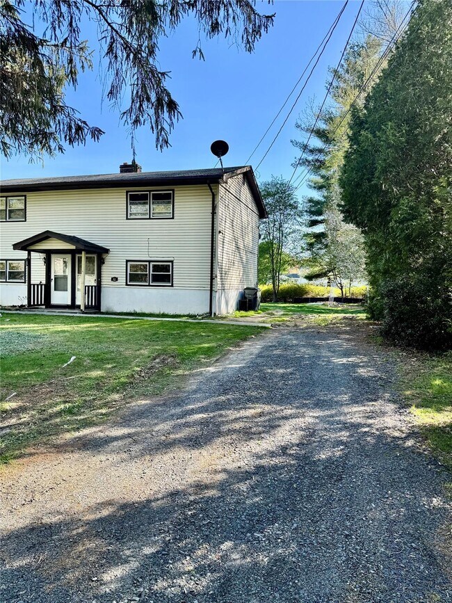 Photo - 1 Maple Ln